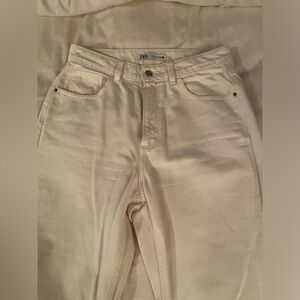 Zara white straight leg jeans size 8